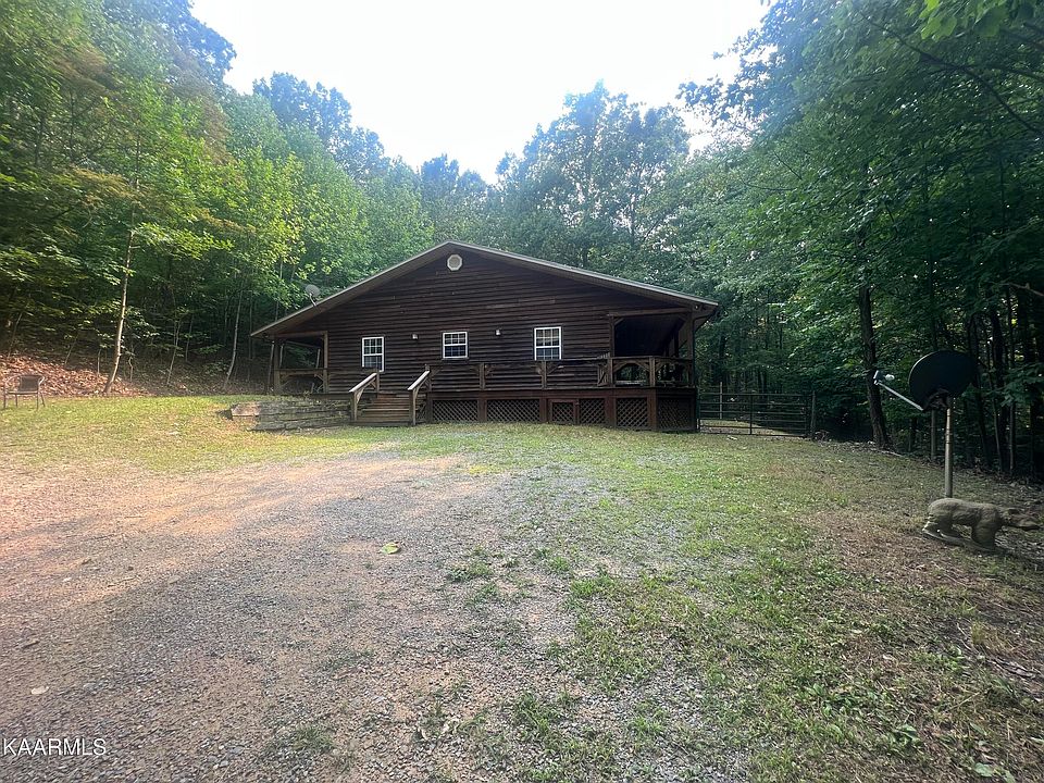 1st image of 986 Luna Way