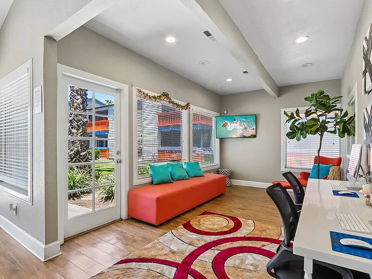 evRIA Diamond Valley — Photo 18