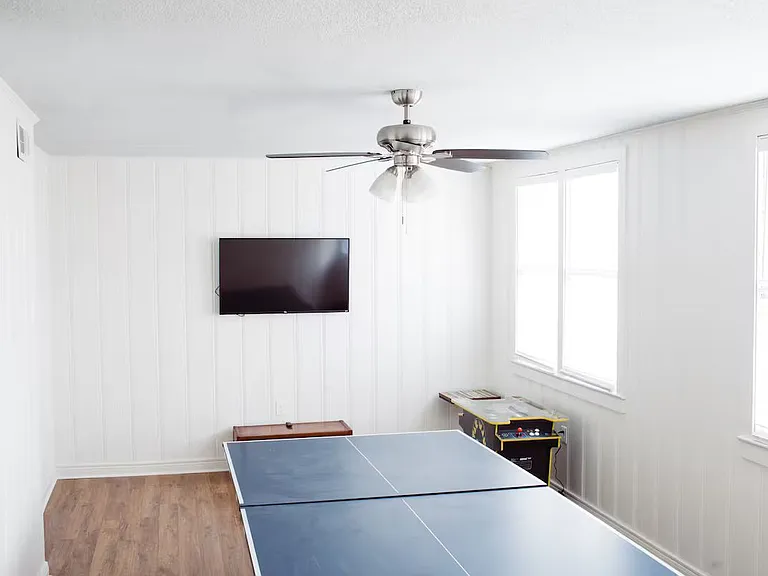 1020 S Lawrence St — Photo 13