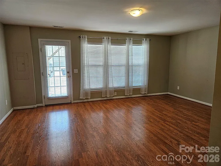 12955 Bullock Greenway Blvd — Photo 5