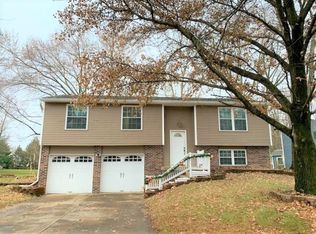 9232 Thrushwood Ln, Indianapolis, IN