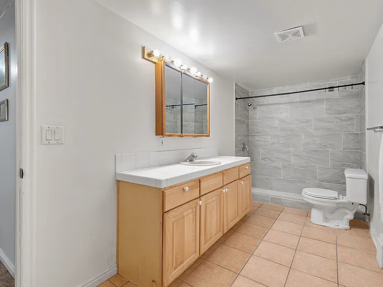 7402 S Temple Dr #A — Photo 19