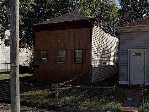 1st image of 613 N 31st St