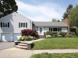 34 Mary Ellen Rd, Newton, MA 02468