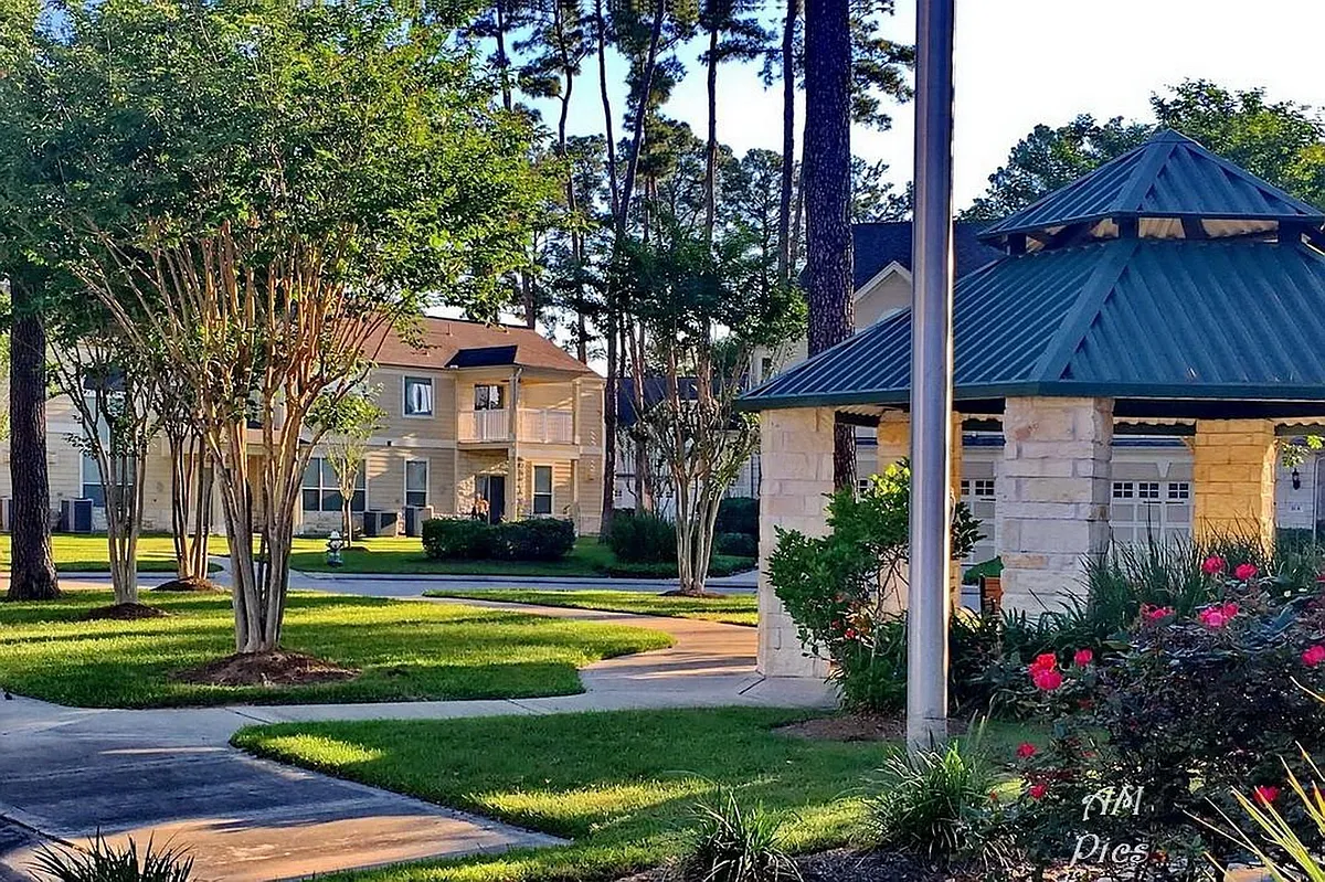 Building Photo - 13600 Breton Ridge St #14D