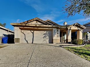 1438 Dreamy Way, Sacramento, CA