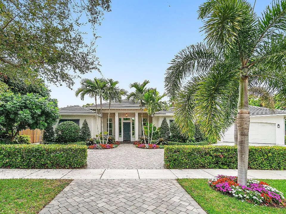 135 Dixie Blvd