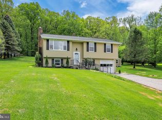 6126 Danner Dr, Spring Grove, PA 17362