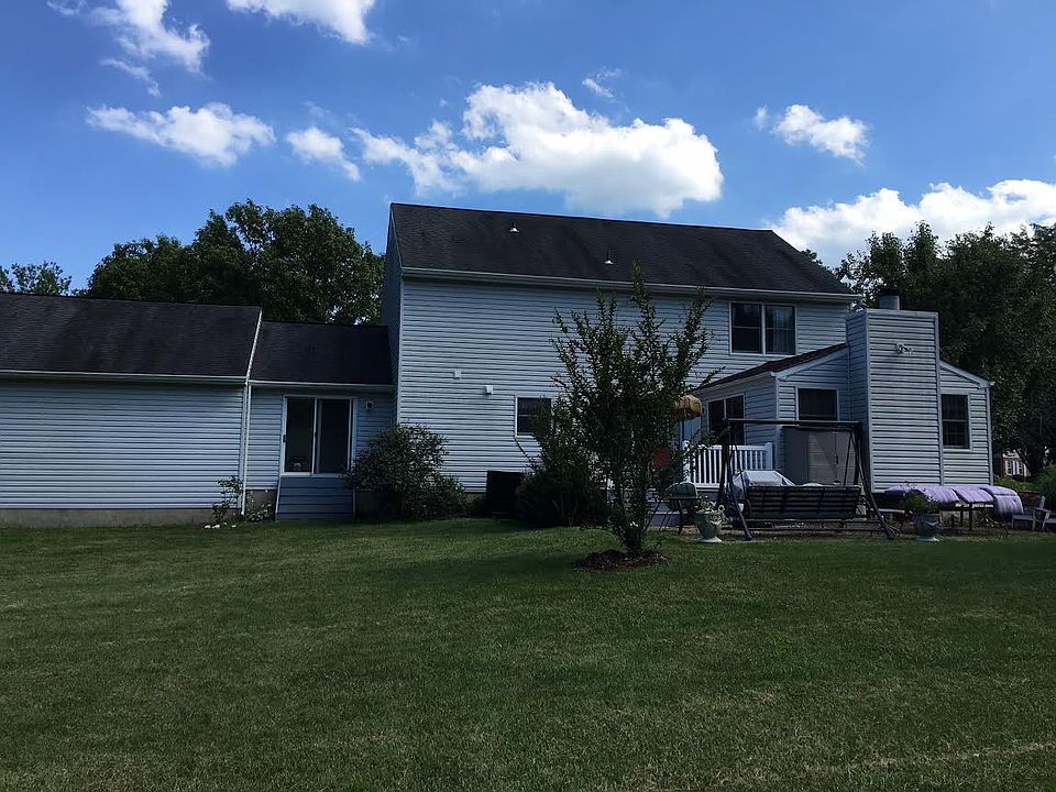2nd image of 2544 Cheval Dr