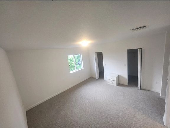 5th image of 343 NW 12th Ave Unit C