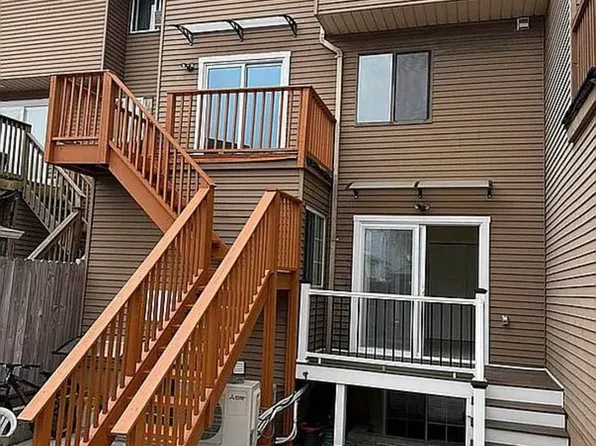 4004 Victory Boulevard image 14 of 14