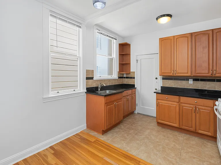 96 Toledo Way #206 — Photo 10