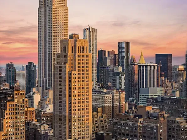 350 West 42nd Street image 3 of 33