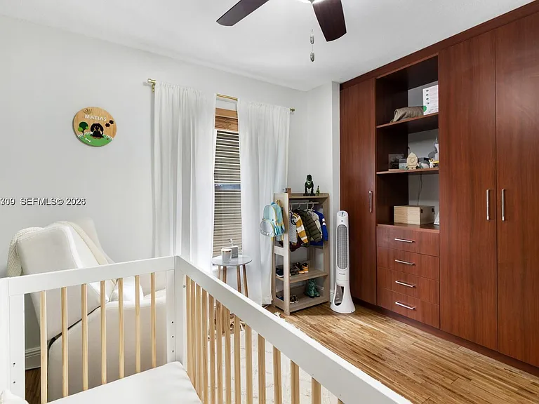 1411 W Fairway Rd #VILLA — Photo 27