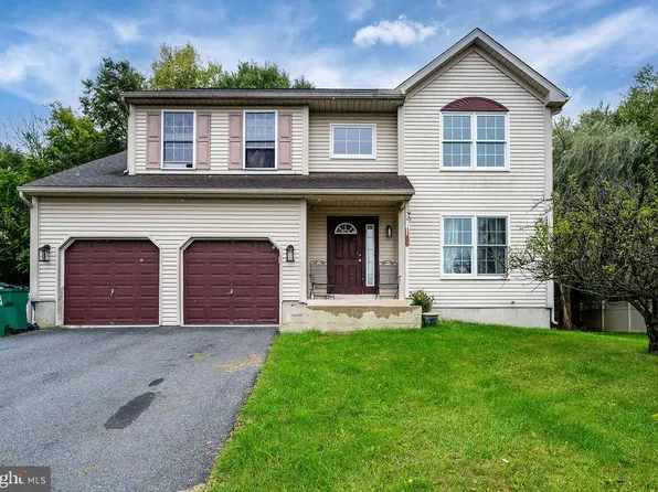 4860 Dunham Dr, Reading, PA 19606