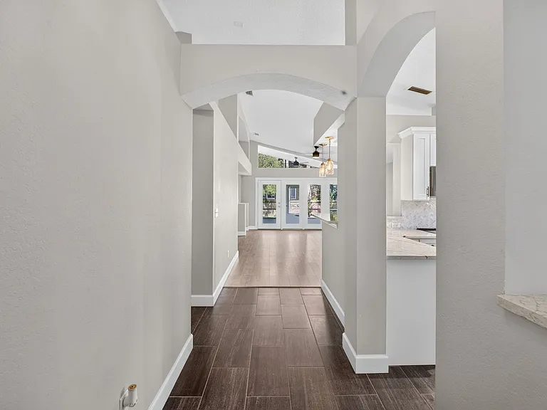 29 Reflections Village Dr — Photo 2
