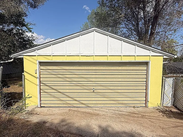 137 N Montana Ave — Photo 12