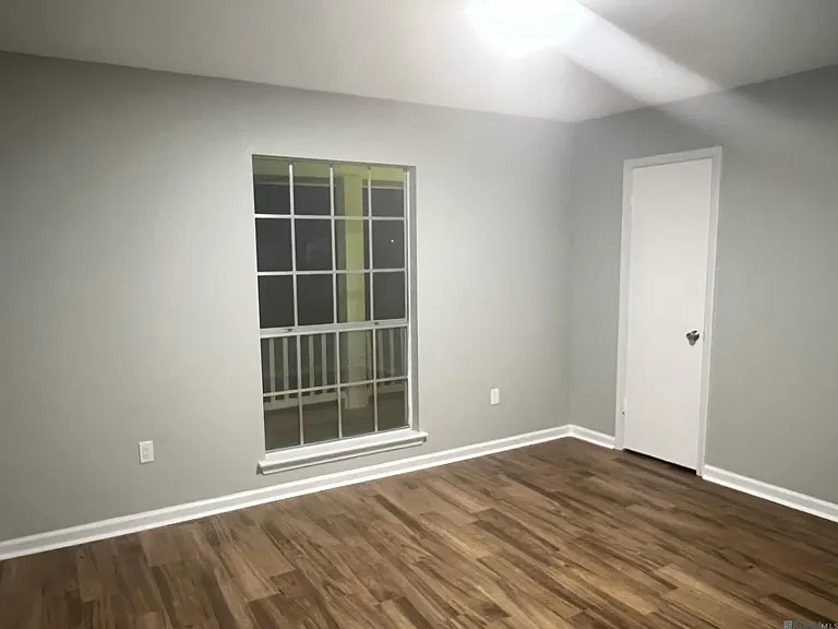 1719 Tallwood Dr — Photo 13
