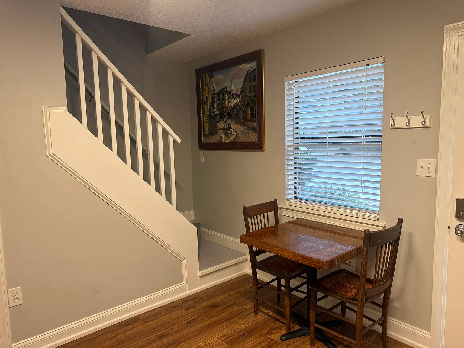 2 bed, 1.5 bath, 1180 sqft, $1,900 — Photo 4
