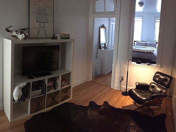 2nd image of 108 N 8th St APT 1L