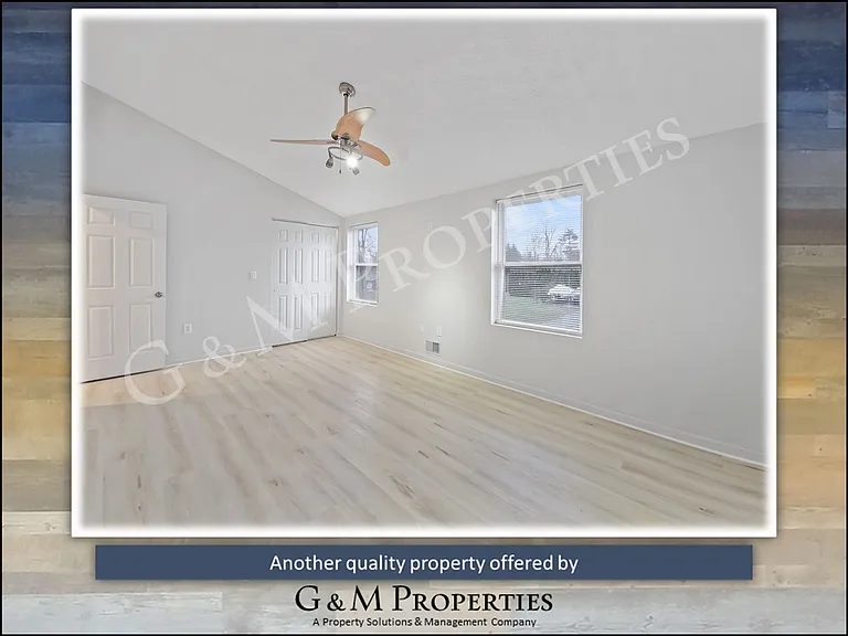44 Chester Ave — Photo 27