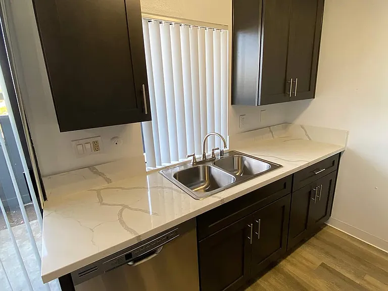 Maya Linda Apartments — Photo 38