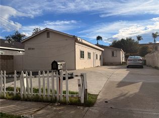1240 E St, Corona, CA 92882