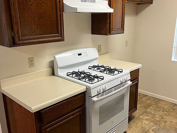 4th image of 436 E Magnolia Blvd APT 207