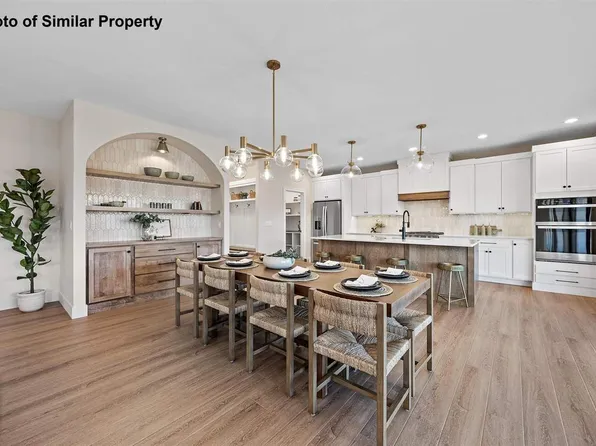 5419 Seminole Valley Trl NE, Cedar Rapids, IA 52411