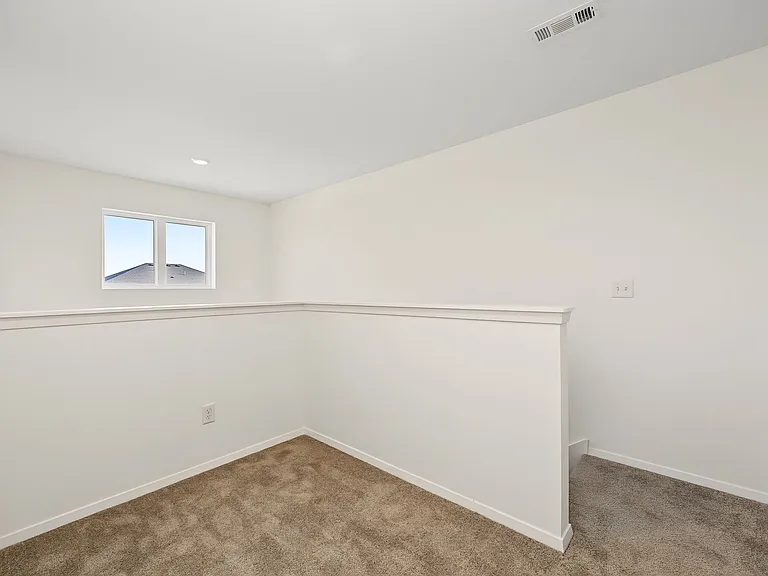 6718 SW Memphis Ave — Photo 9