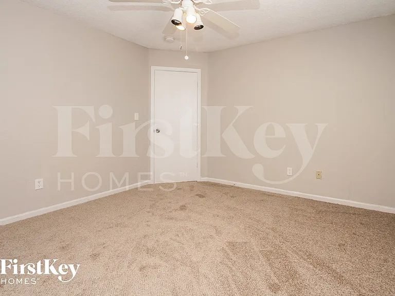 7608 Lake Vista Ln — Photo 7