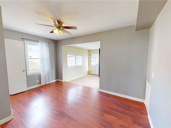 4th image of 32818 Lake Shore Blvd