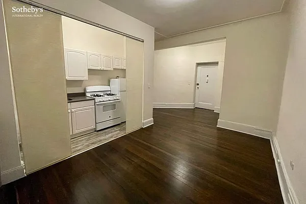 Rented by Sotheby's International Realty | media 7