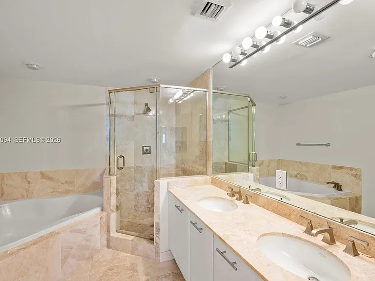 510 NW 84th Ave #620 — Photo 17