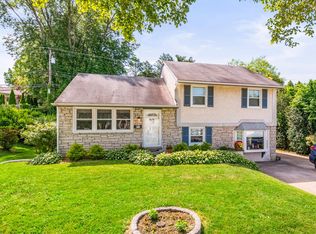 313 Williams Rd, Bryn Mawr, PA 19010