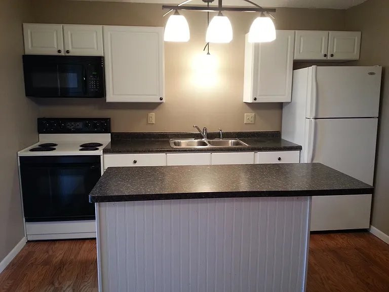 Unit 3 & 4 kitchen