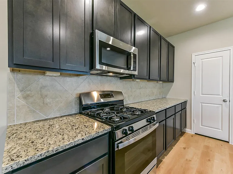 3842 Sugardale St — Photo 14