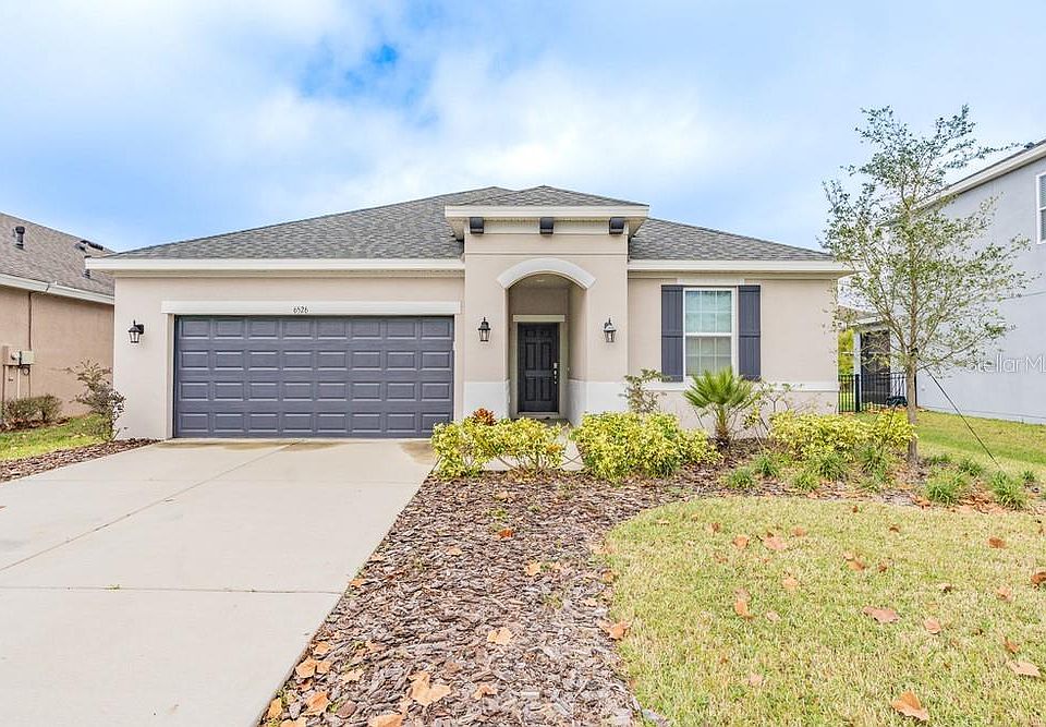 1st image of 6526 Park Strand Dr