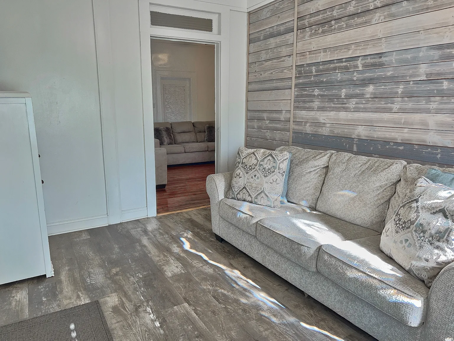 1322 Dover St — Photo 3