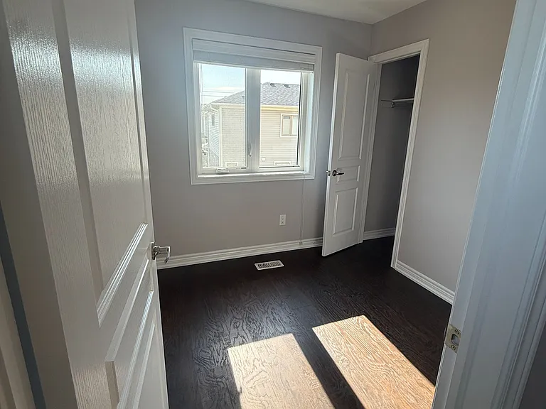 53 Oliver Ln — Photo 25