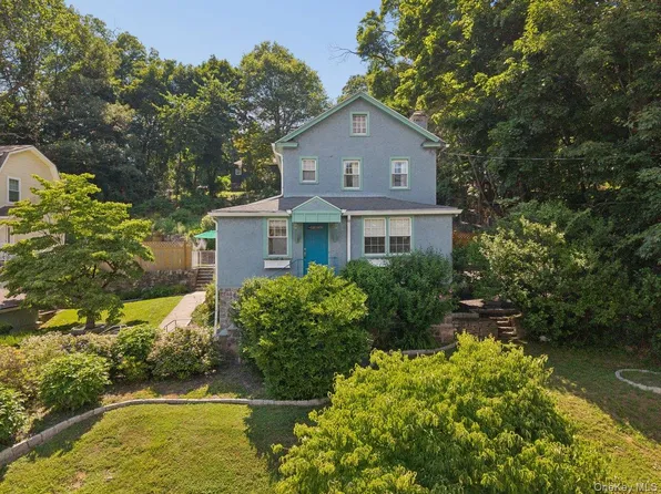 184 Farragut Avenue, Hastings-on-Hudson, NY 10706