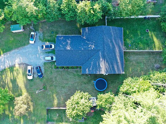 2nd image of 27 Willys Lane #101