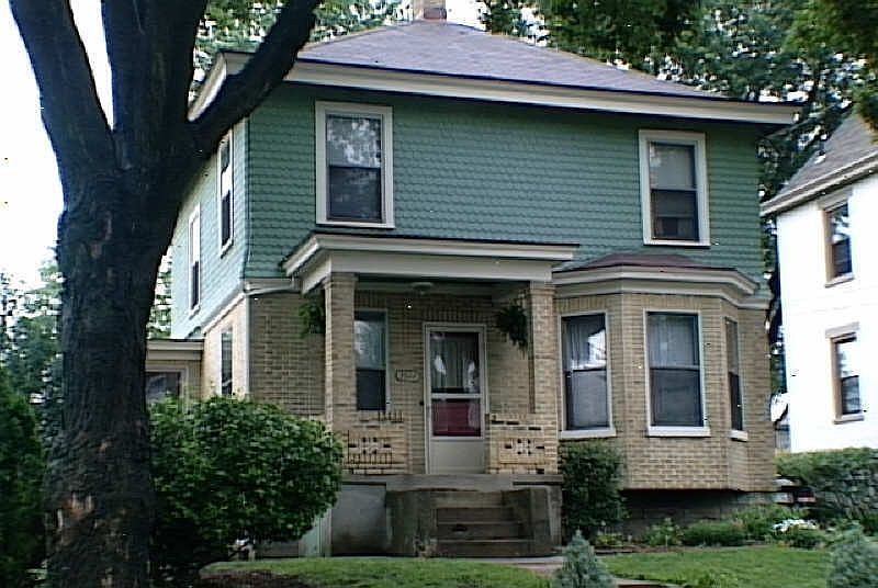 1st image of 3922 Lovell Ave