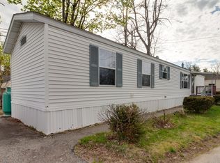 1-1A Carriage Town Park, Merrimac, MA 01860