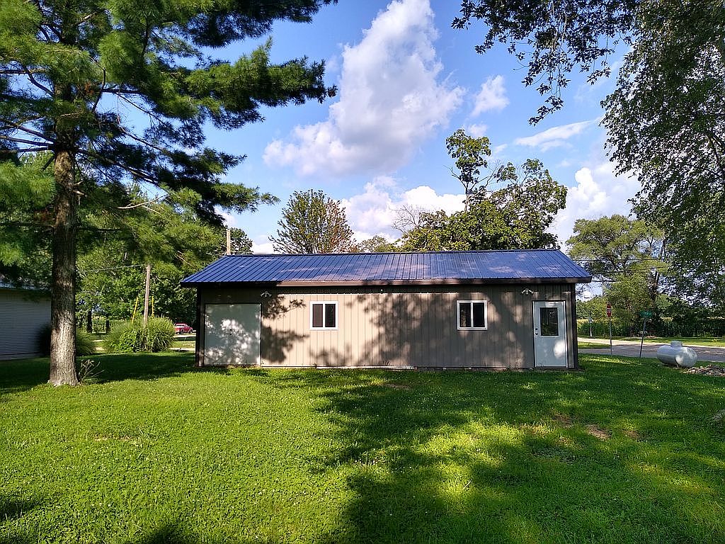 427 E Christy St, Cowden, IL 62422 Zillow