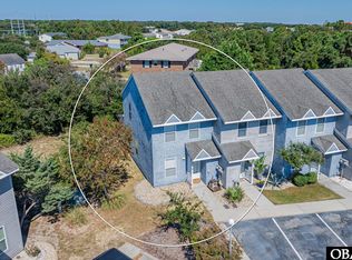 212 W Kitty Hawk Rd, Kitty Hawk, NC 27949