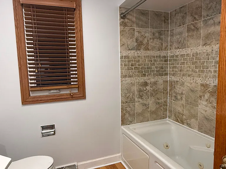 17305 Overhill Ave — Photo 20