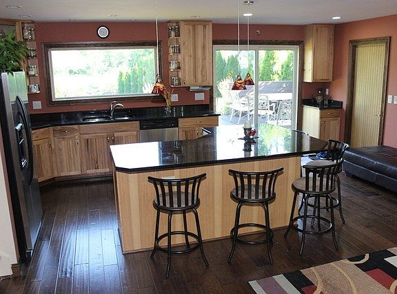 3rd image of 2320 Leeward Ln