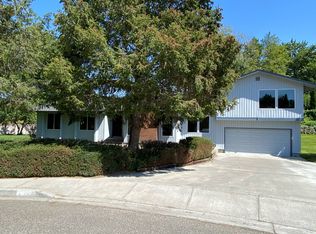 216 Indian Ct, Richland, WA