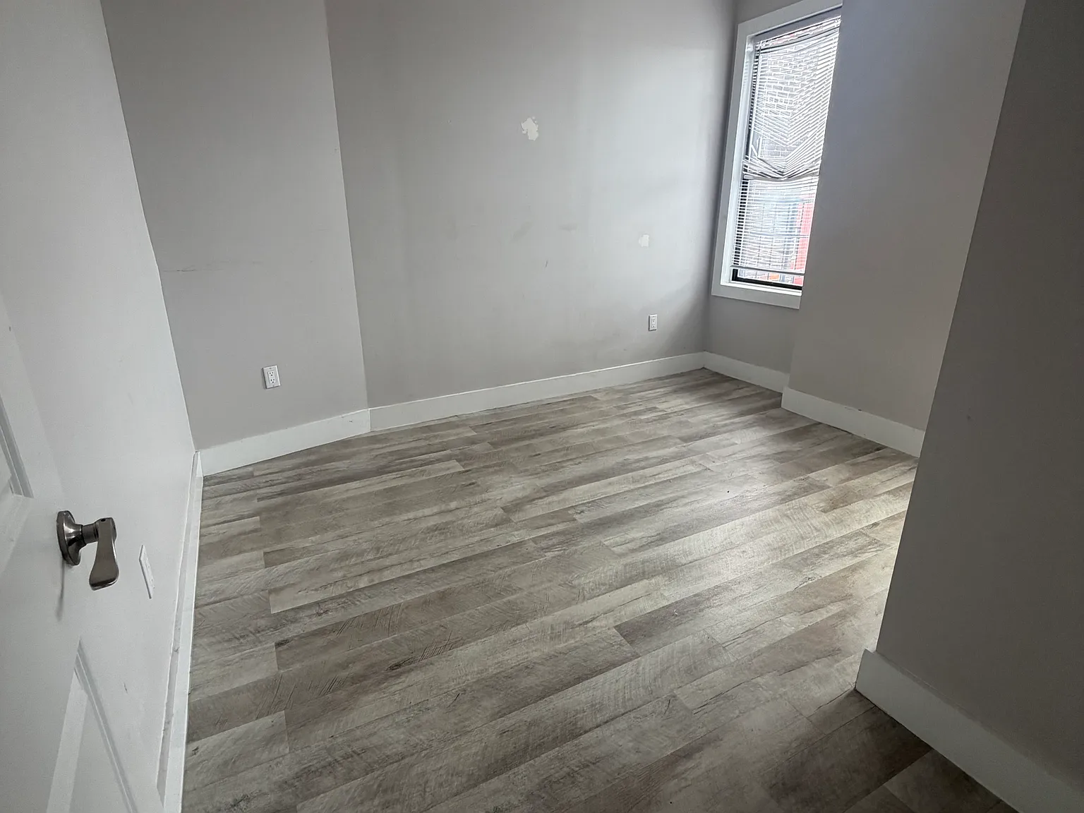 2 bed, 750 sqft, $1,995 — Photo 4